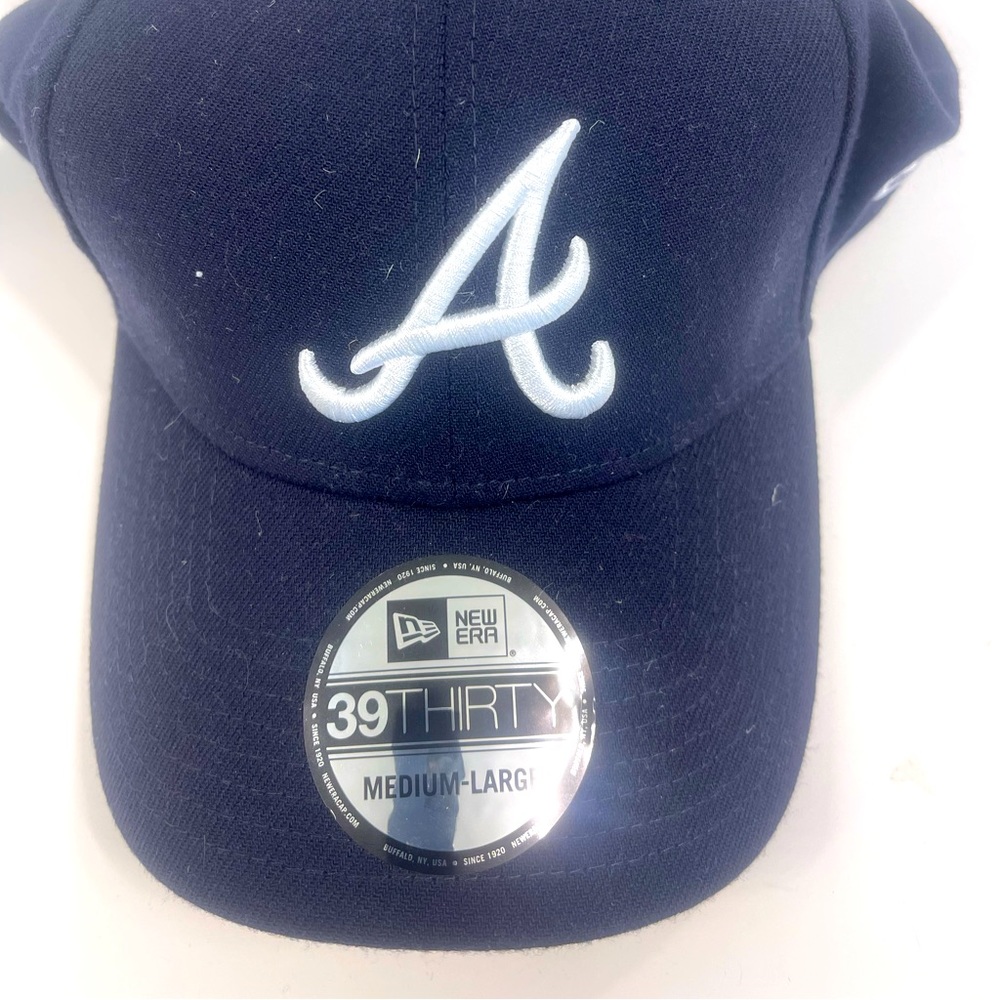 Navy Atlanta Braves Hat Men’s NWT Medium-Large